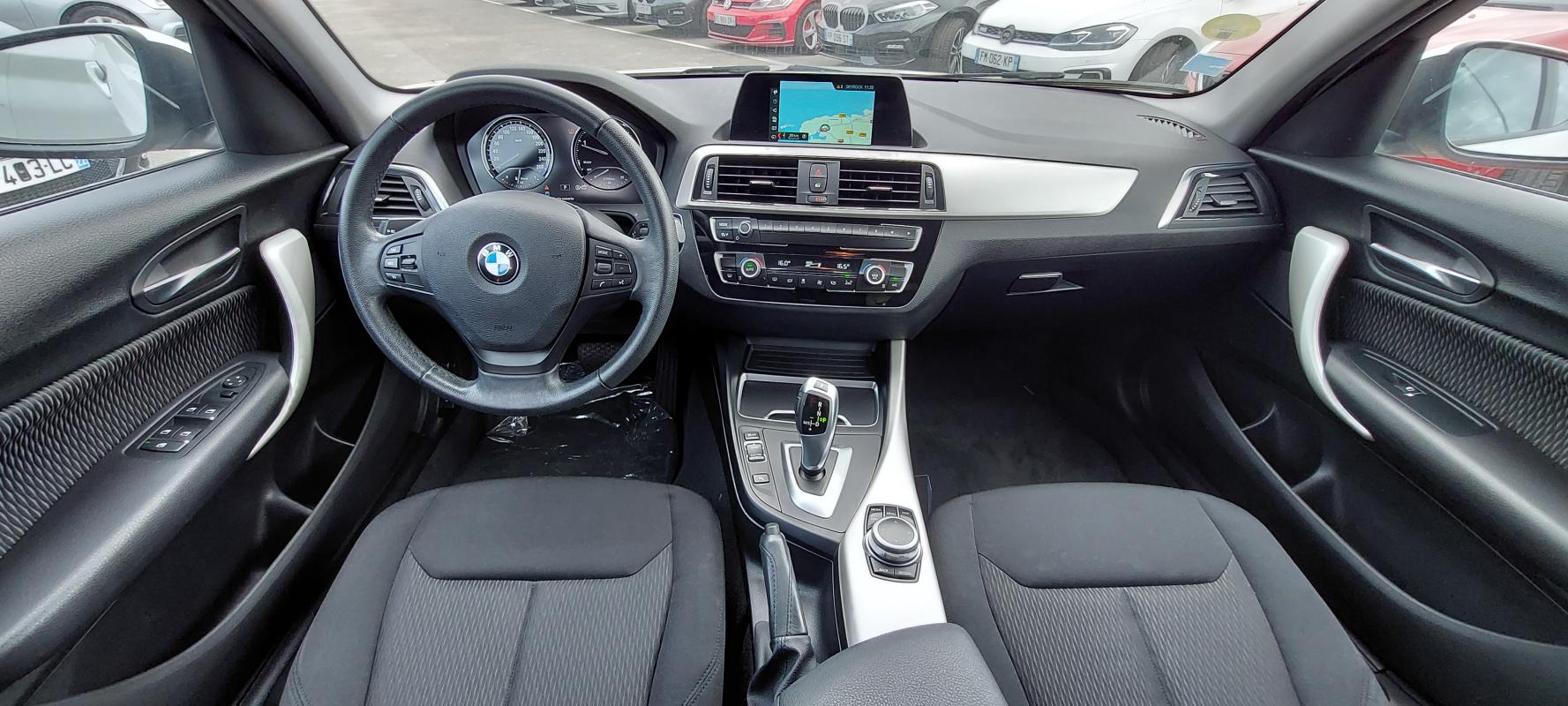 Intérieur extérieur BMW SERIE 1 BLANC MINERAL 